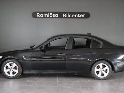 Begagnad BMW 318 Sport Line 130 HK (95 kW) 2006 Svart Sedan