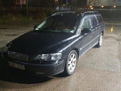 Begagnad 2003 Volvo V70 Kombi | 12 500 kr (Marknadspris)
