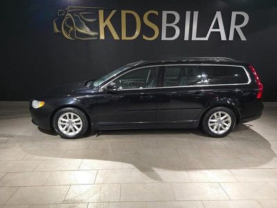 Svart Begagnad 2011 Volvo V70 Momentum Kombi | 59 500 kr (Marknadspris)