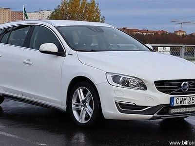 Vit samma som bilen Begagnad 2015 Volvo V60 Kombi | 124 500 kr (Marknadspris)
