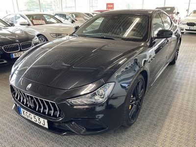 Svart Begagnad 2022 Maserati Ghibli Sportkupé | 559 900 kr