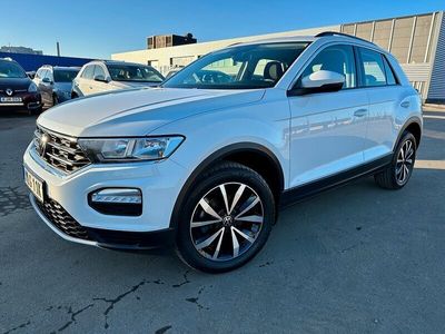 begagnad VW T-Roc 1.0 TSI I Carplay I Adaptiv Farth I 110hk