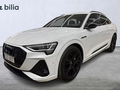 Glaciärvit metallic Begagnad 2022 Audi e-tron Sportback S-Line SUV | 459 000 kr (Marknadspris)