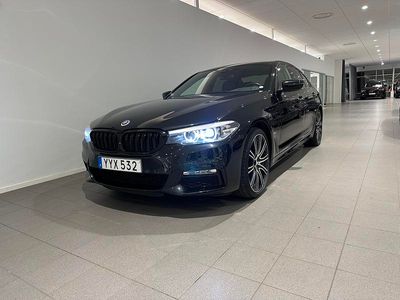 Svart Begagnad 2017 BMW 530e iPerformance Sedan | 259 500 kr (Dyr)