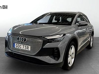 Grå Begagnad 2022 Audi Q4 e-tron Proline SUV | 329 000 kr (Marknadspris)