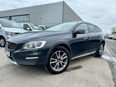 begagnad Volvo V60 CC D3 Geartronic Classic, Summum Euro 6