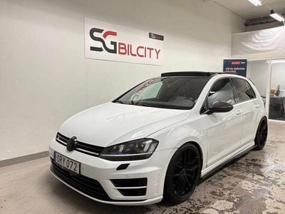 Begagnad VW Golf VII R 301 HK (221 kW) 2014 Vit Halvkombi