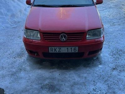 begagnad VW Polo 5-dörrar 1.4 Euro 2