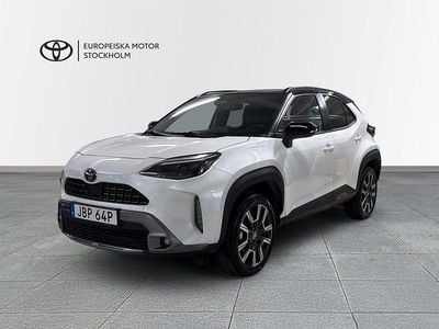 Vit Ny 2025 Toyota Yaris Hybrid Style | 339 900 kr (Marknadspris)