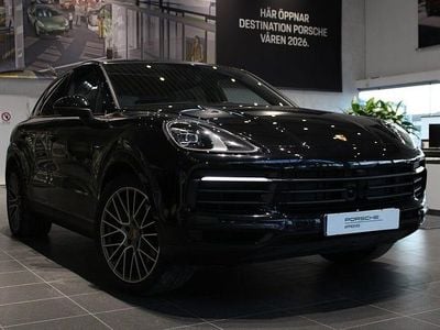 Chromite black metallic Begagnad 2023 Porsche Cayenne Platinum Edition SUV | 859 000 kr