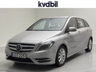 Silver Begagnad 2014 Mercedes B180 Minibuss | 135 000 kr