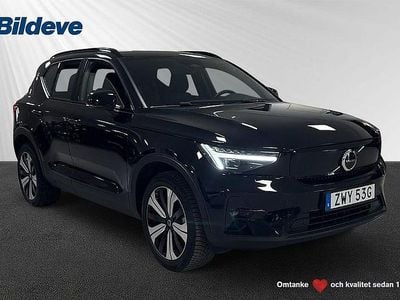 Svart Begagnad 2022 Volvo XC40 Plus SUV | 349 900 kr
