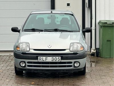Renault Clio II