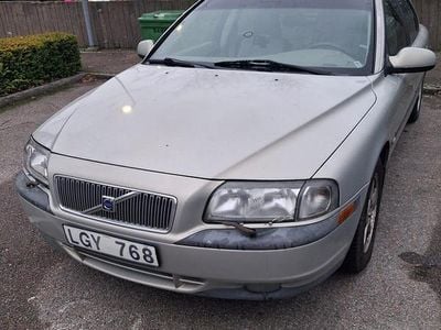 Begagnad 2000 Volvo S80 Sedan | 15 000 kr (Marknadspris)