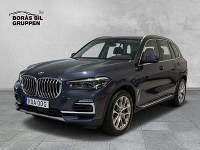 Grå Begagnad 2021 BMW X5 iPerformance SUV | 479 000 kr