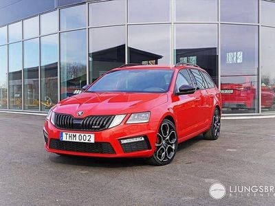 Röd Begagnad 2017 Skoda Octavia RS Kombi | 229 900 kr