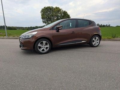 Begagnad 2014 Renault Clio IV | 75 000 kr (Marknadspris)