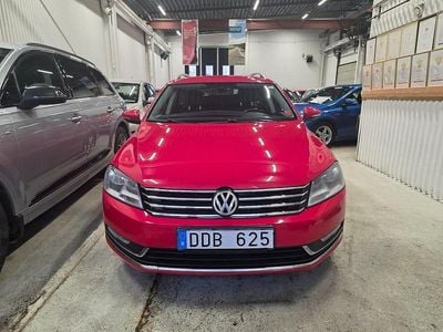 Begagnad VW Passat 140 HK (102 kW) 2013 Röd Kombi