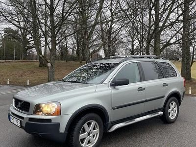 begagnad Volvo XC90 2.5T AWD, nybes, dragkrok