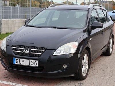 Svart Begagnad 2007 Kia Ceed Sportswagon EX Kombi | 30 000 kr (Dyr)