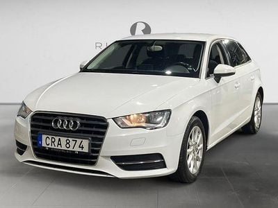 Begagnad Audi A3 Attraction 110 HK (80 kW) 2015 Vit