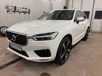 Vit Begagnad 2018 Volvo XC60 R-Design SUV | 339 500 kr