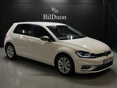 Vit Begagnad 2017 VW Golf VII Halvkombi | 109 900 kr (Marknadspris)