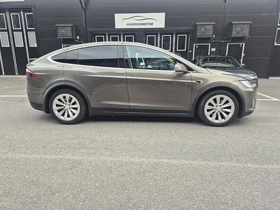 Brun Begagnad 2016 Tesla Model X SUV | 359 900 kr