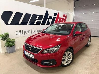 Röd Begagnad 2018 Peugeot 308 Active Halvkombi | 109 500 kr (Marknadspris)