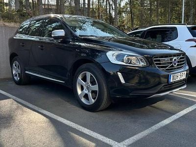 Begagnad 2015 Volvo XC60 Summum SUV | 176 000 kr