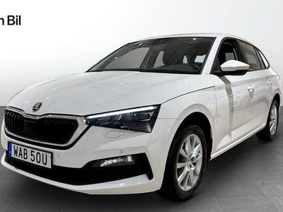 Vit Begagnad 2022 Skoda Scala Style Halvkombi | 189 900 kr (Marknadspris)