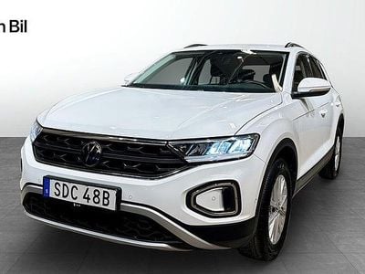 Pure white Begagnad 2023 VW T-Roc SUV | 269 900 kr (Marknadspris)