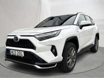 Vit Begagnad 2022 Toyota RAV4 | 339 000 kr (Superpris)
