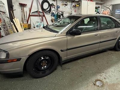 Begagnad 2001 Volvo S80 Sedan | 13 000 kr (Marknadspris)