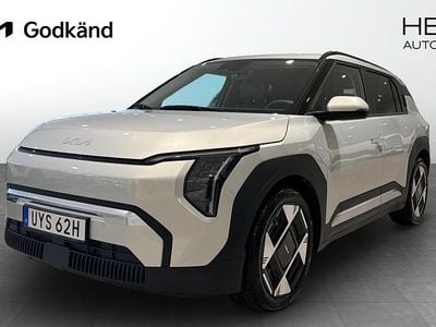 Grå Begagnad 2024 Kia EV3 Plus SUV | 449 900 kr (Bra pris)