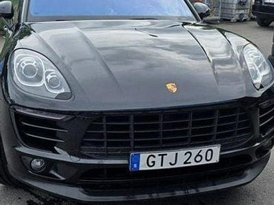 Porsche Macan S