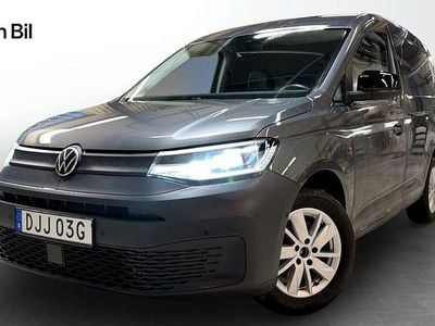 Indiumgrå metallic Begagnad 2024 VW Caddy Minibuss | 299 900 kr (Bra pris)