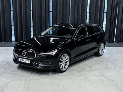 Svart Begagnad 2021 Volvo V60 Kombi | 299 900 kr (Dyr)