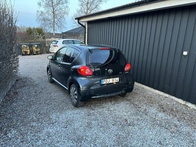 begagnad Toyota Aygo 1.0 / lågmil / besiktigad