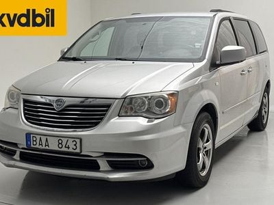 Begagnad Lancia Voyager 163 HK (119 kW) 2012 Grå Minibuss