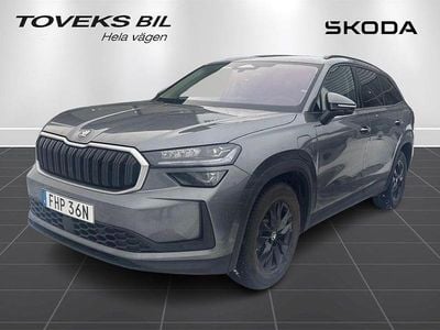 Graphite grey metallic Begagnad 2025 Skoda Kodiaq SUV | 469 000 kr (Marknadspris)