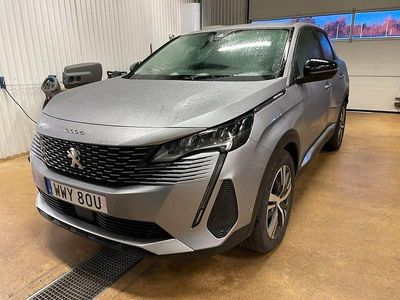 Grå (grå metallic) Begagnad 2022 Peugeot 3008 Allure SUV | 265 000 kr (Lite dyr)