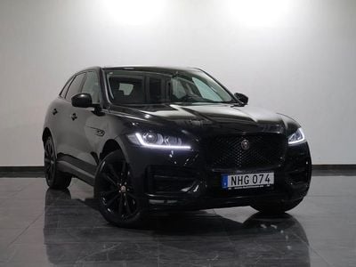 Begagnad Jaguar F-Pace 180 HK (132 kW) 2017 Sapphire black SUV