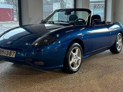 Begagnad Fiat Barchetta 131 HK (96 kW) 2000 Blå Cab