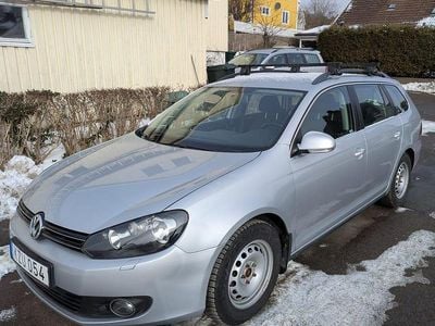 Begagnad VW Golf VI 102 HK (75 kW) 2011 Halvkombi