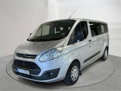 Grå Begagnad 2015 Ford Transit Custom Kombi | 98 000 kr (Marknadspris)