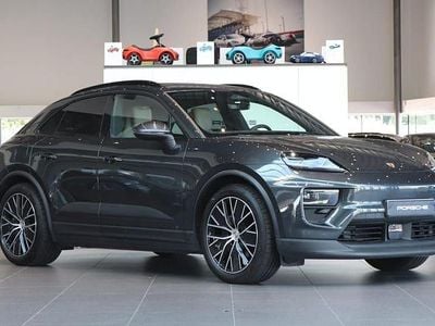Porsche Macan 4 Electric