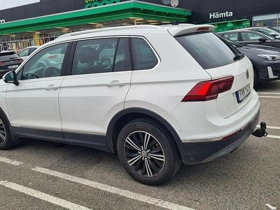 Vit Begagnad 2017 VW Tiguan GT SUV | 169 000 kr (Marknadspris)