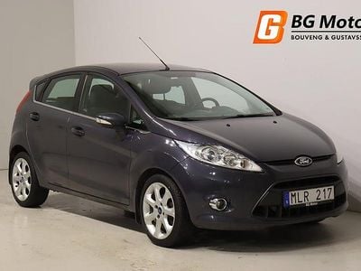 Grå Begagnad 2011 Ford Fiesta Titanium Halvkombi | 29 900 kr (Bra pris)