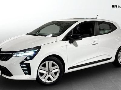 Vit Begagnad 2023 Renault Clio V Evolution Halvkombi | 134 900 kr (Bra pris)